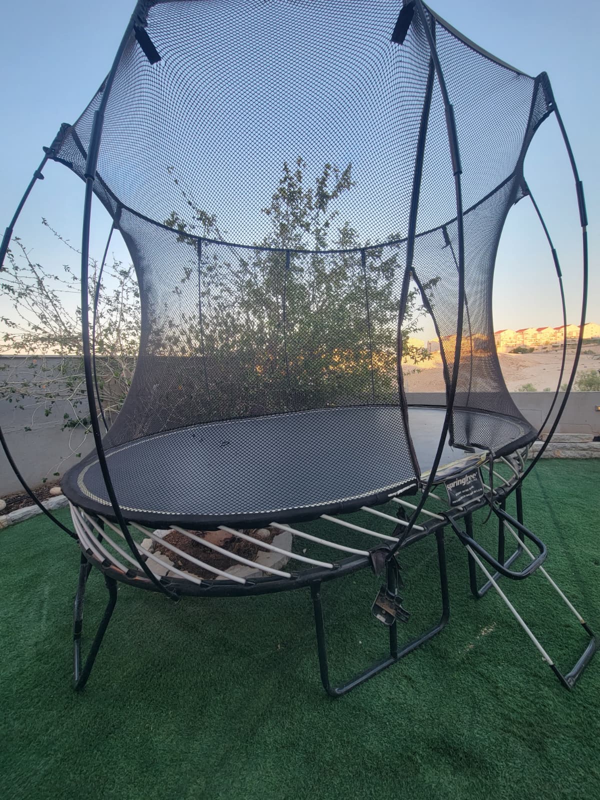 Outdoor trampoline